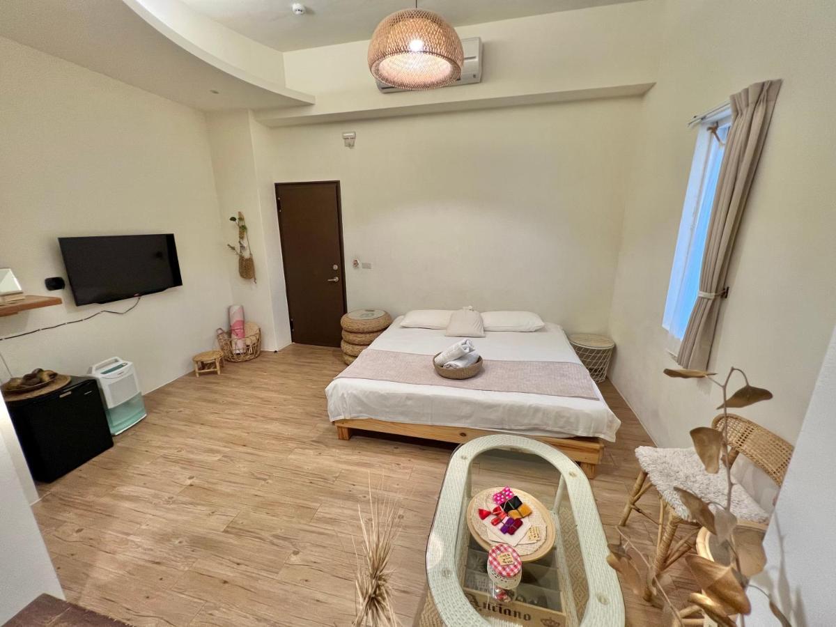 W24墾丁民宿墾丁大街一館bnb Exterior foto